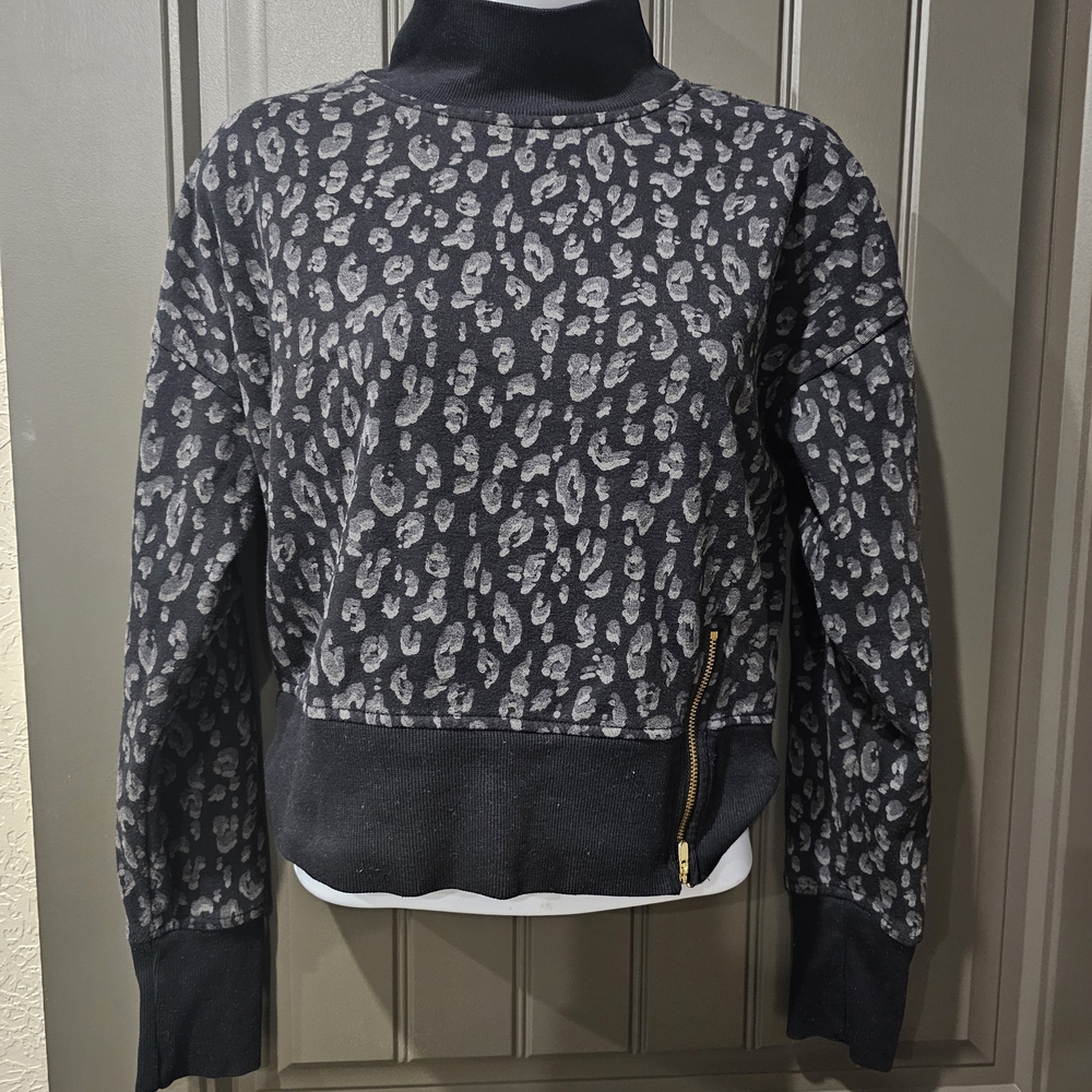 Old Navy Black Sweater